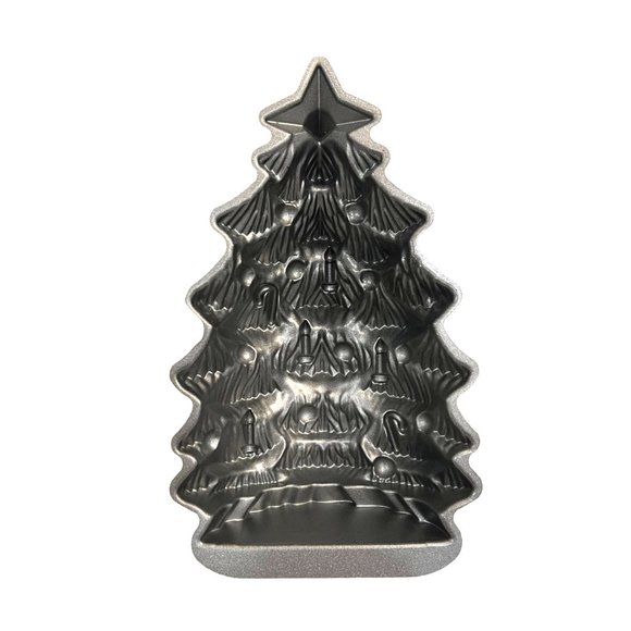 11" Nordic Ware Christmas Tree Bundt Cake Pan Mold 4 Cups Cast Aluminum USA - Picture 5 of 11